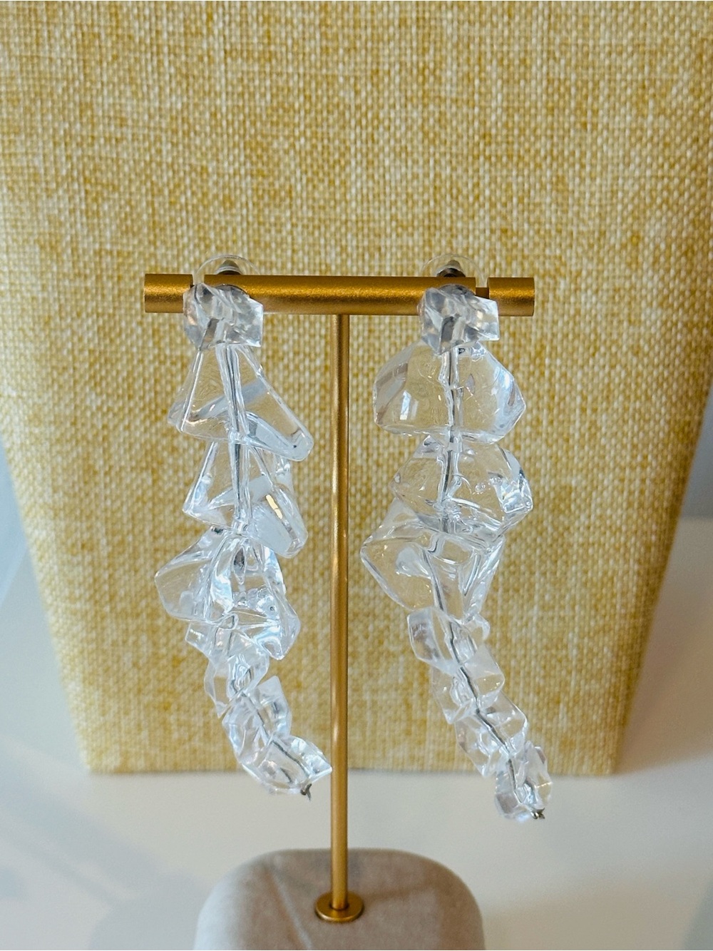 Fashion Jewelry Clear Sculpted Drop Earrings - Clear